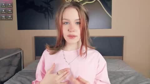 Snapshot of angel_to_burn chatting on February 13, 7:15 am SofiaSofi online show from February 13, 7:15 am