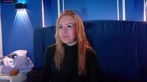 Snapshot of angel_white25 chatting on April 24, 11:01 am Angel online show from April 24, 11:01 am