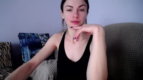 Zoe online show from October 17, 9:01 am