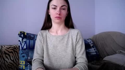 Zoe online show from April 14, 8:09 am