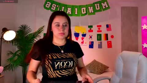 Snapshot of angela__bloom__ chatting on June 22, 11:51 am Angela Bloom online show from June 22, 11:51 am