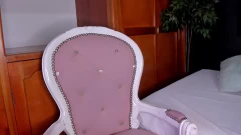 angela_boobies online show from September 26, 11:25 am
