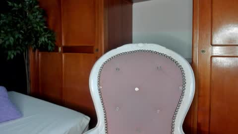 angela_boobies online show from September 28, 11:37 am