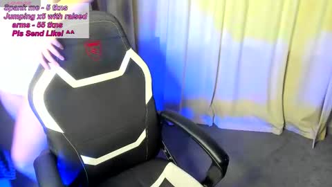 angela_coy online show from October 7, 11:40 am