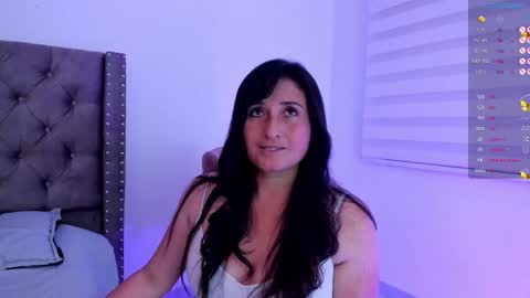 Ange online show from October 17, 8:33 pm