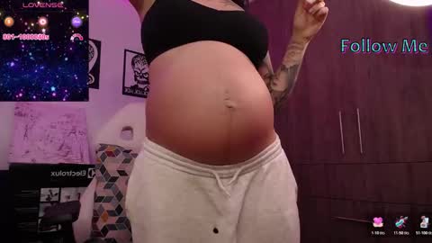 Snapshot of angela_lauren chatting on March 3, 10:26 pm Angela online show from March 3, 10:26 pm