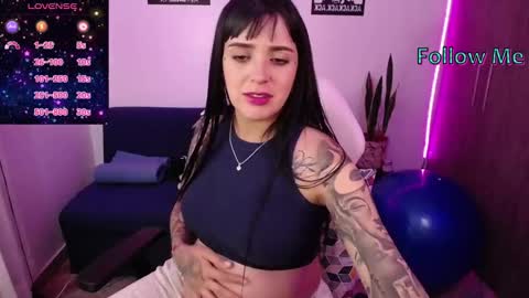 Snapshot of angela_lauren chatting on March 13, 10:38 pm Angela online show from March 13, 10:38 pm