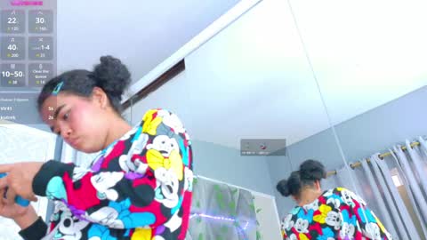 Snapshot of angela_lovee1 chatting on January 16, 7:10 pm Angela online show from January 16, 7:10 pm