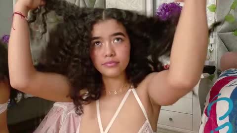 Snapshot of angela_lovee1 chatting on February 11, 7:16 pm Angela online show from February 11, 7:16 pm