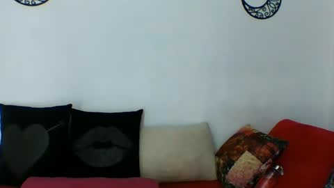 Snapshot of angela_mis chatting on June 19, 9:07 pm Angela online show from June 19, 9:07 pm