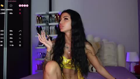 Snapshot of angela_myst chatting on July 16, 12:11 pm Angela online show from July 16, 12:11 pm