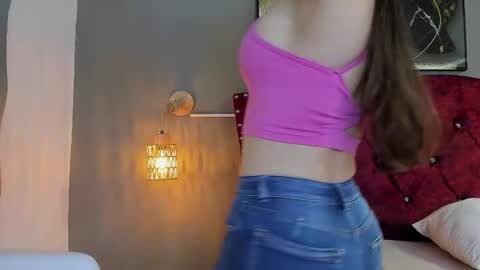 angela_nix online show from May 30, 4:04 pm