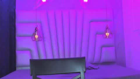 ANGELA online show from April 5, 12:24 pm