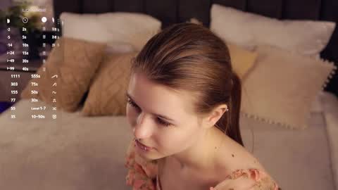 Mary online show from April 11, 12:20 pm