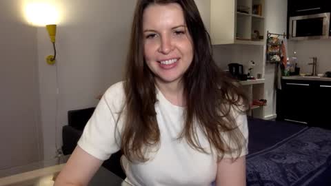 Angela online show from September 24, 3:59 pm