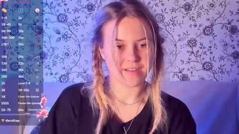 Snapshot of angelanty chatting on December 4, 3:10 pm Darsi Anty online show from December 4, 3:10 pm