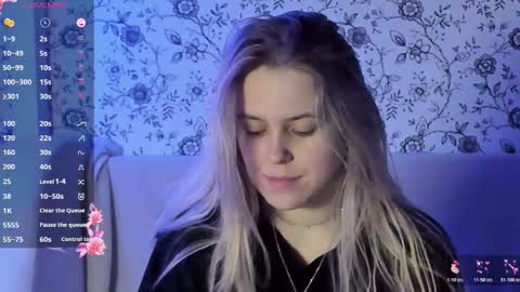 Snapshot of angelanty chatting on December 14, 1:16 pm Darsi Anty online show from December 14, 1:16 pm