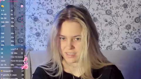 Snapshot of angelanty chatting on December 18, 2:45 pm Darsi Anty online show from December 18, 2:45 pm