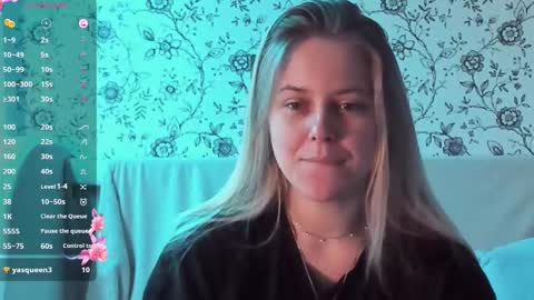 Snapshot of angelanty chatting on January 15, 2:21 pm Darsi Anty online show from January 15, 2:21 pm