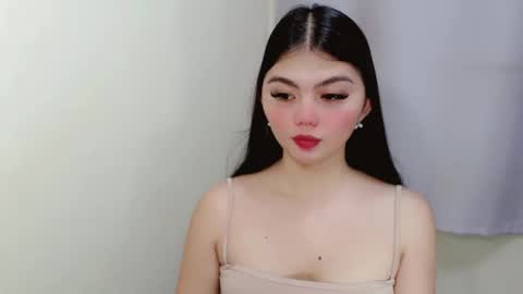 Snapshot of angelari_slut chatting on September 18, 7:43 am angelari_slut online show from September 18, 7:43 am