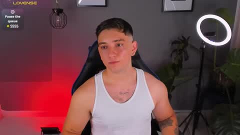 Snapshot of angelbell19 chatting on February 1, 12:07 am angelbell19 online show from February 1, 12:07 am