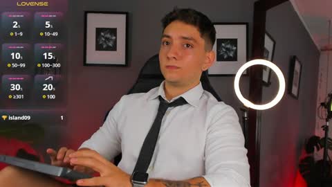 Snapshot of angelbell19 chatting on February 26, 1:11 am angelbell19 online show from February 26, 1:11 am