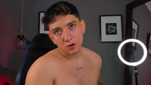 Snapshot of angelbell19 chatting on March 12, 11:54 pm angelbell19 online show from March 12, 11:54 pm