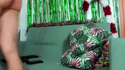 Snapshot of angelbennet_ chatting on December 24, 6:55 am Angel Bennet online show from December 24, 6:55 am