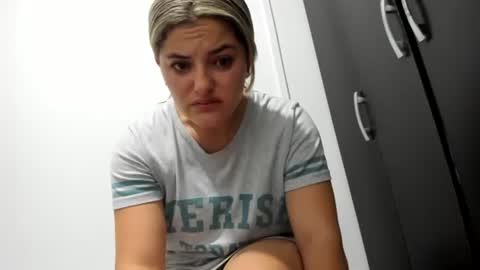 anita online show from July 3, 8:32 am