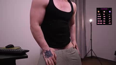 Snapshot of angelcabezaz chatting on November 21, 11:03 pm NGEL. online show from November 21, 11:03 pm