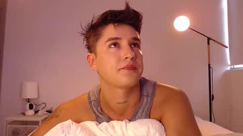 Angel online show from October 17, 9:39 pm