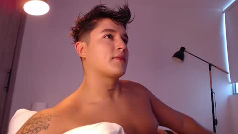 Angel online show from October 29, 8:43 pm