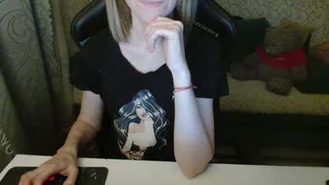 AngelCute32 online show from October 16, 3:35 pm