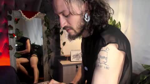 angeldamianart online show from November 19, 10:10 pm