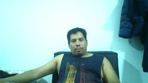 angeldavid90 online show from May 15, 11:45 pm