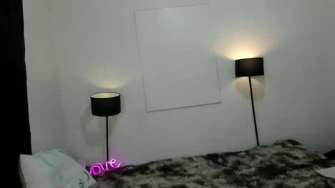 AngelFabxx online show from December 10, 8:51 am