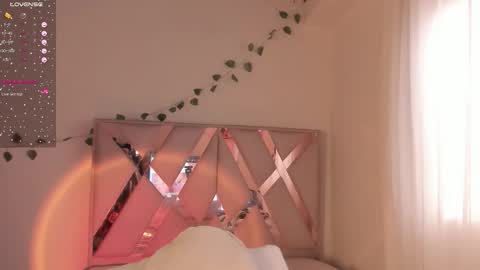 Angel Fiore online show from December 22, 6:38 pm