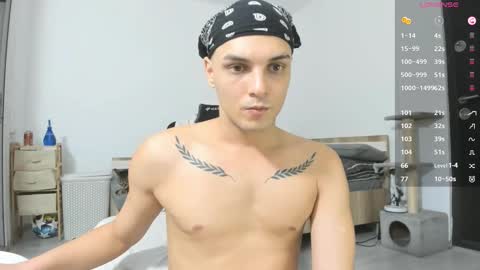 Frankie  online show from November 13, 7:35 pm