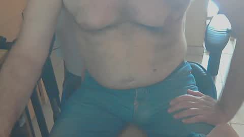 Snapshot of angelgarcia269 chatting on March 2, 2:32 pm angelgarcia269 online show from March 2, 2:32 pm
