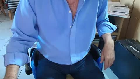 Snapshot of angelgarcia269 chatting on October 31, 9:16 pm angelgarcia269 online show from October 31, 9:16 pm