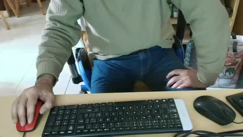 Snapshot of angelgarcia269 chatting on June 28, 1:50 pm angelgarcia269 online show from June 28, 1:50 pm