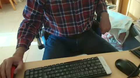Snapshot of angelgarcia269 chatting on July 26, 12:01 pm angelgarcia269 online show from July 26, 12:01 pm