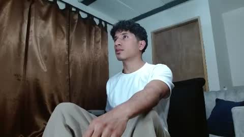 Snapshot of angelhil chatting on July 26, 2:31 am Angel of littlebandido online show from July 26, 2:31 am