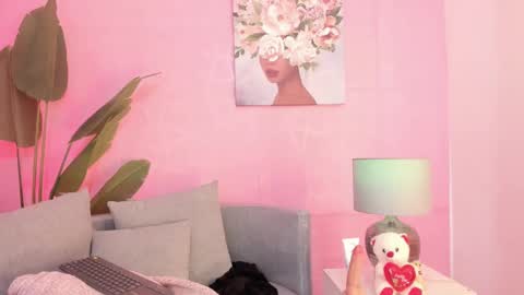Snapshot of angeli_cute chatting on September 19, 8:31 pm angeli_cute online show from September 19, 8:31 pm