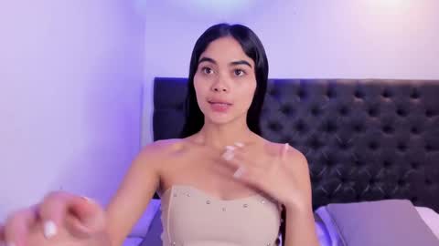 Snapshot of angeli_rivera chatting on September 19, 11:00 am Angeli online show from September 19, 11:00 am