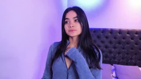 Snapshot of angeli_rivera chatting on October 21, 10:49 am Angeli online show from October 21, 10:49 am