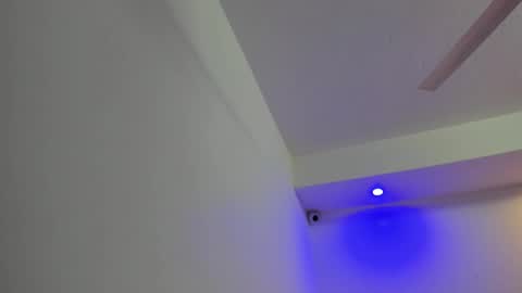 Snapshot of angeli_rivera chatting on October 29, 10:39 am Angeli online show from October 29, 10:39 am