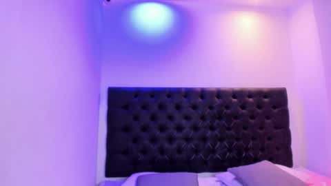 Snapshot of angeli_rivera chatting on November 15, 10:56 am Angeli online show from November 15, 10:56 am