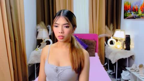 MISS PAU online show from October 9, 10:57 am