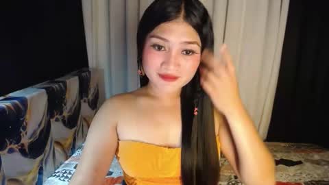 Angie online show from November 9, 1:37 am